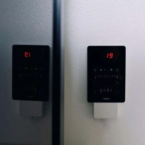 Bảng điều khiển Tylo Pure