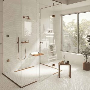 Ghế tắm Amerec Teak trong phòng tắm hơi