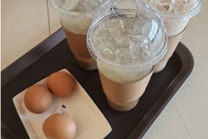 Trứng nướng và Sikhye trong Jjimjilbang
